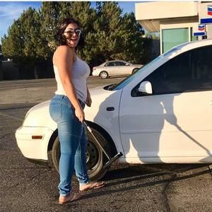 Meet your Posher, Marisa